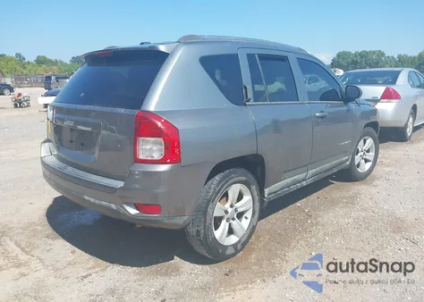 2011 Jeep Compass from USA, damaged, VIN 1J4NT1FB2BD246176